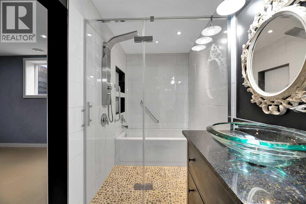 815 Woodpark Way Sw, Calgary, Alberta  T2W 2T9 - Photo 42 - A2288229