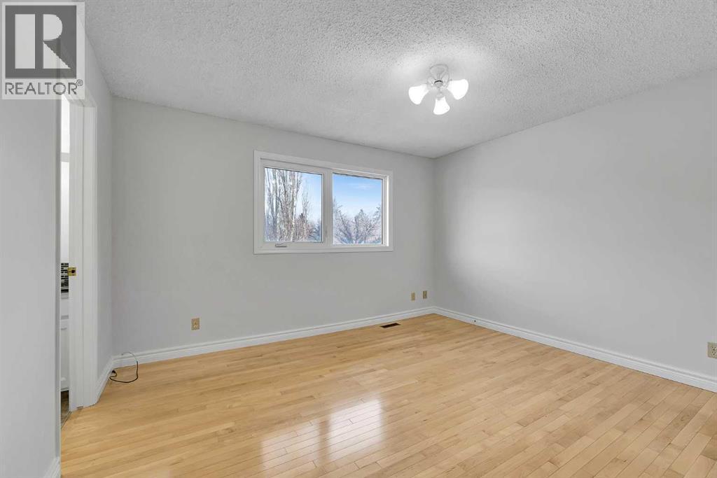 815 Woodpark Way Sw, Calgary, Alberta  T2W 2T9 - Photo 25 - A2288229