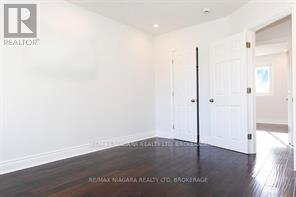 Upper - 844a Danforth Road, Toronto, Ontario  M1K 1H5 - Photo 4 - E12858924