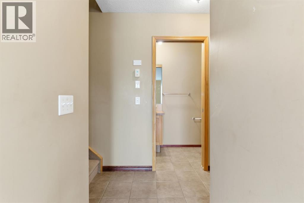 207, 323 Fourth Avenue, Strathmore, Alberta  T1P 1B5 - Photo 17 - A2289633