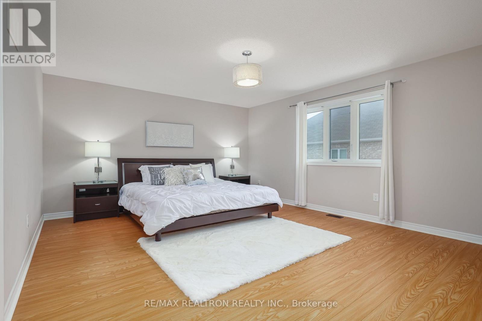 16 Mckenzie Way, Bradford West Gwillimbury, Ontario  L3Z 0K1 - Photo 25 - N12858944