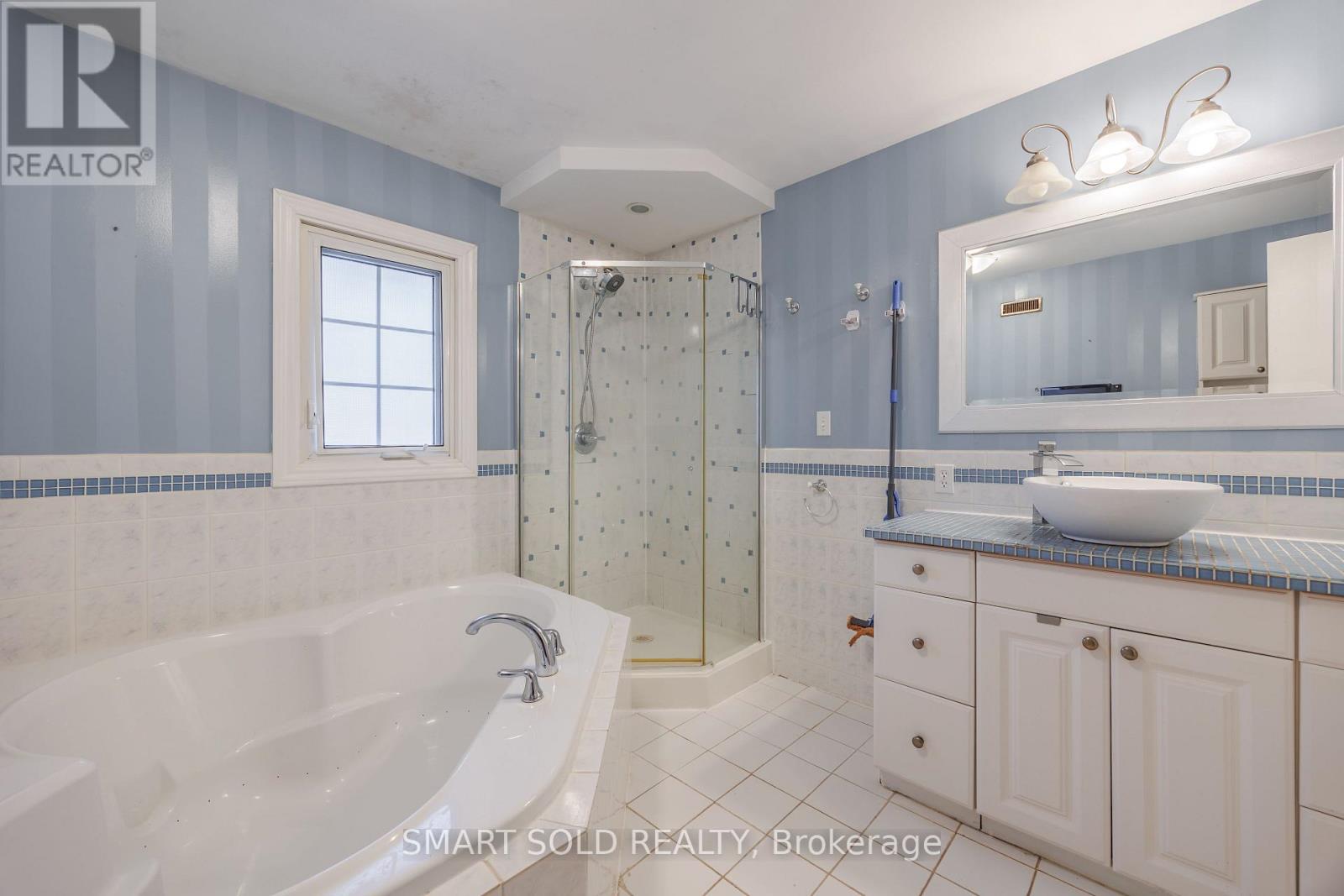 18 Marlene Drive, St. Catharines, Ontario  L2T 3E8 - Photo 17 - X12858948