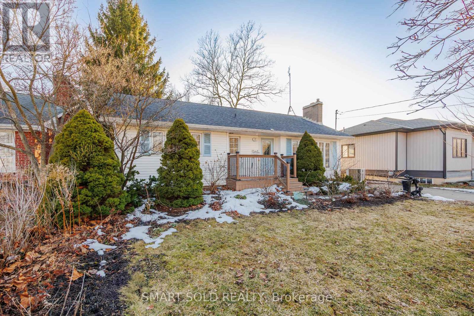 18 Marlene Drive, St. Catharines, Ontario  L2T 3E8 - Photo 2 - X12858948