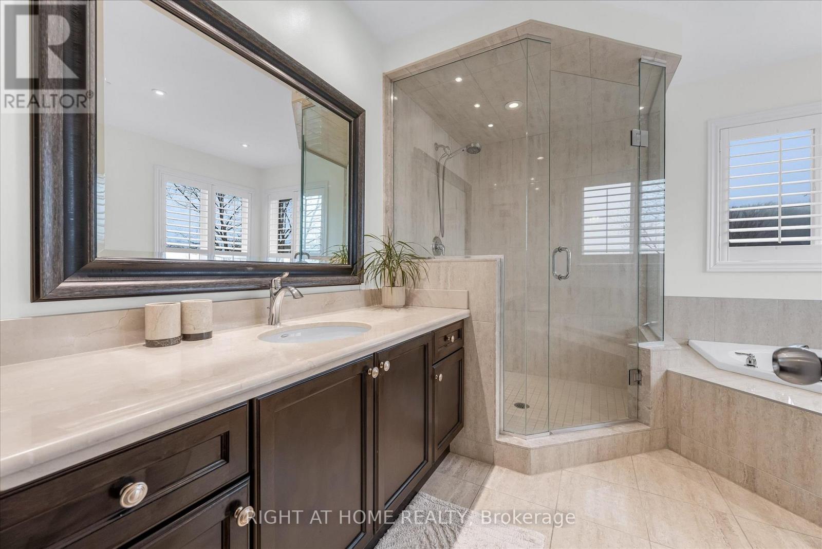 87 Newcombe Road, Hamilton, Ontario  L9H 0A6 - Photo 22 - X12858952