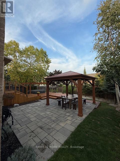 87 Newcombe Road, Hamilton, Ontario  L9H 0A6 - Photo 35 - X12858952