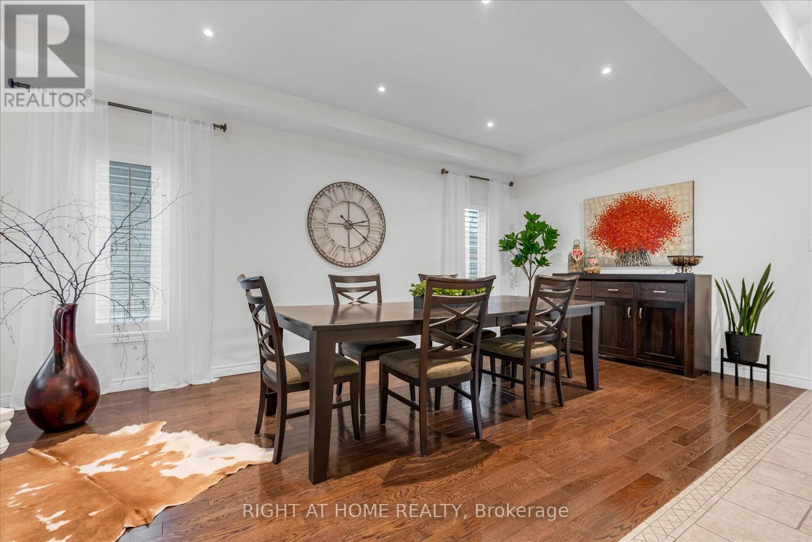 87 Newcombe Road, Hamilton, Ontario  L9H 0A6 - Photo 7 - X12858952