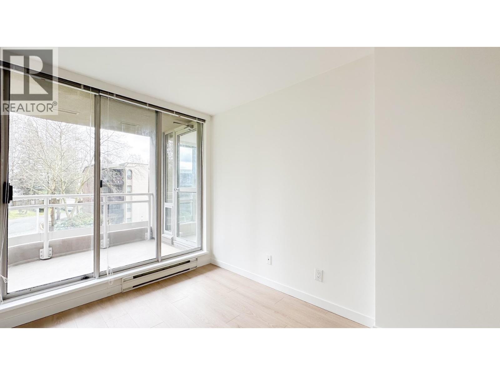 407 9633 Manchester Drive, Burnaby, British Columbia  V3N 4Y9 - Photo 17 - R3095693