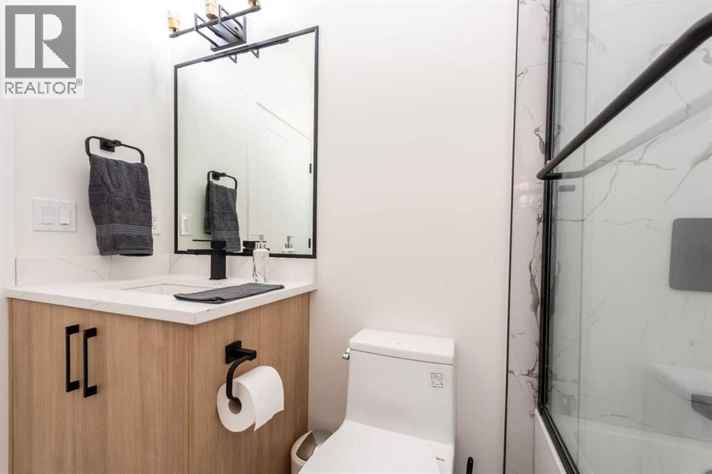 31 Harvard Street Nw, Calgary, Alberta  T2K 2B5 - Photo 45 - A2288389