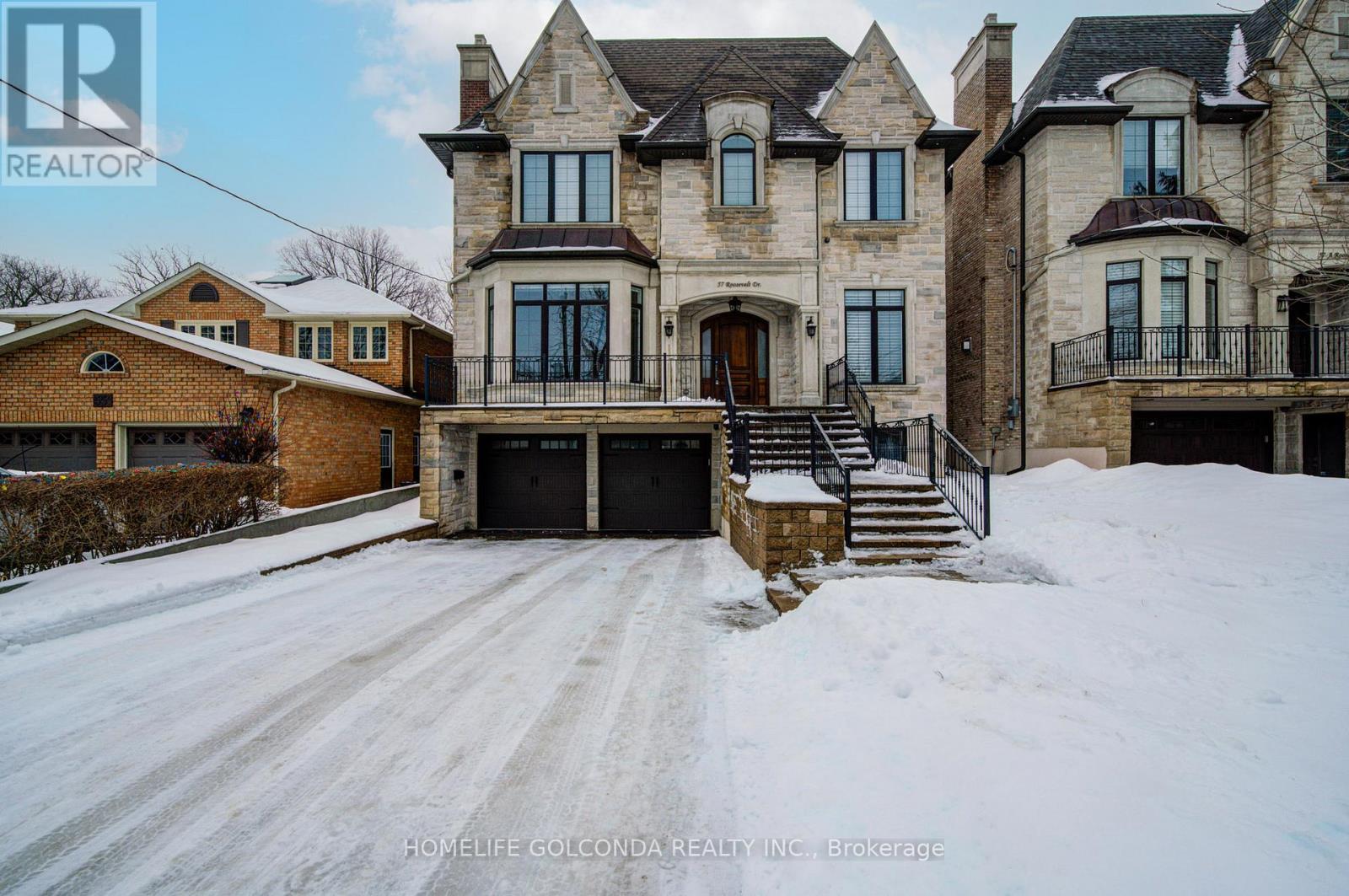 57 ROOSEVELT DRIVE, Richmond Hill, Ontario
