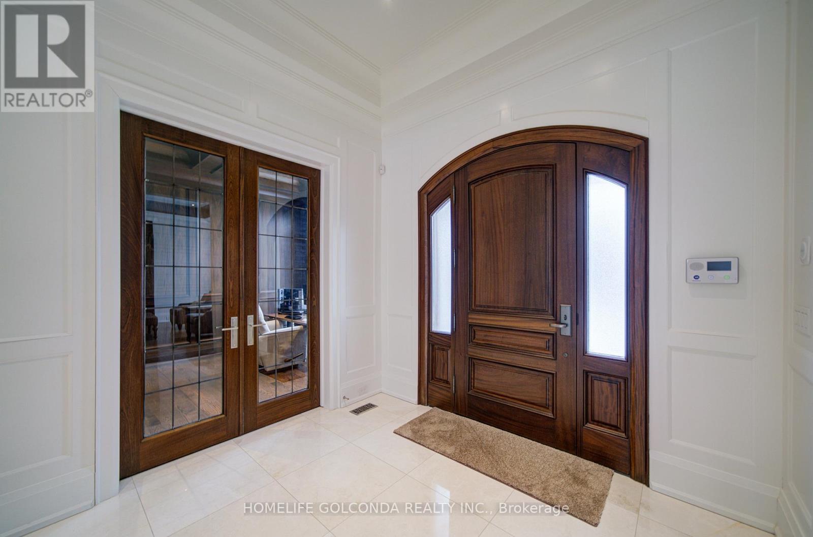 57 Roosevelt Drive, Richmond Hill, Ontario  L4C 6V2 - Photo 4 - N12858966