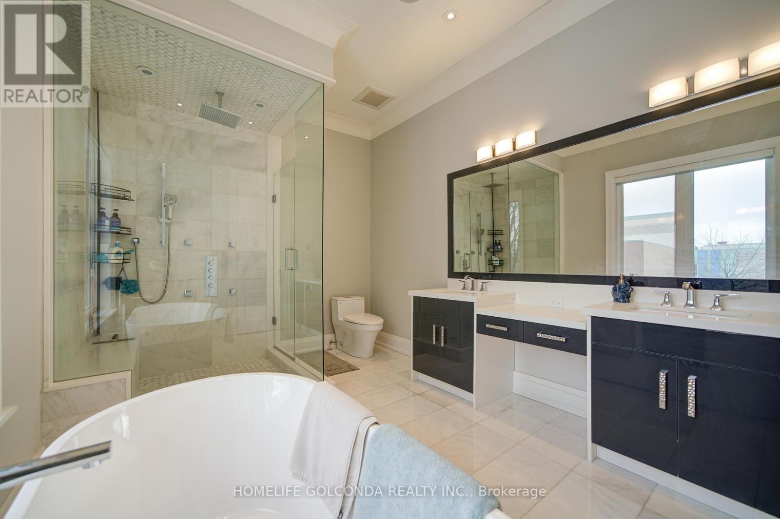 57 Roosevelt Drive, Richmond Hill, Ontario  L4C 6V2 - Photo 41 - N12858966