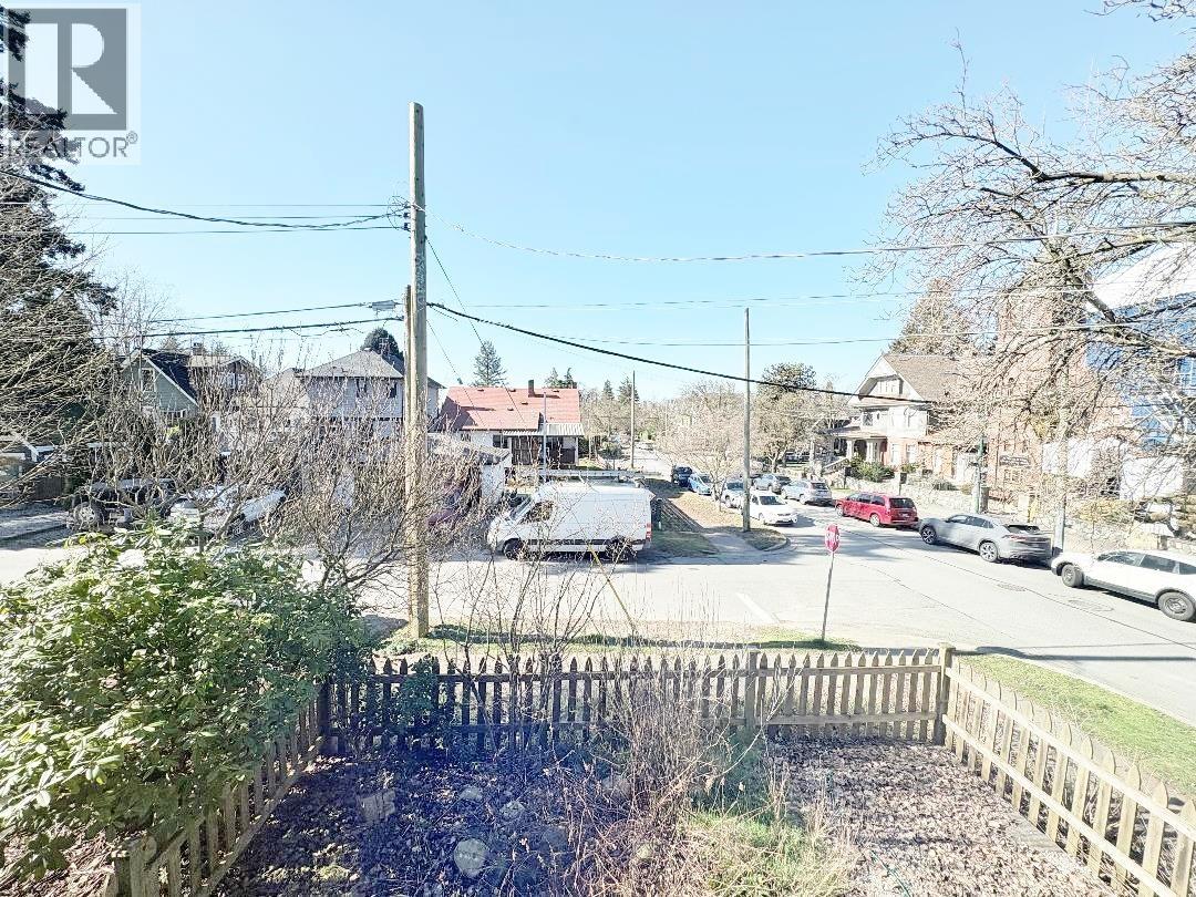 2038 Napier Street, Vancouver, British Columbia  V5L 5B7 - Photo 27 - R3097118