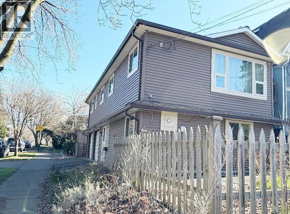 2038 Napier Street, Vancouver, British Columbia  V5L 5B7 - Photo 23 - R3097118