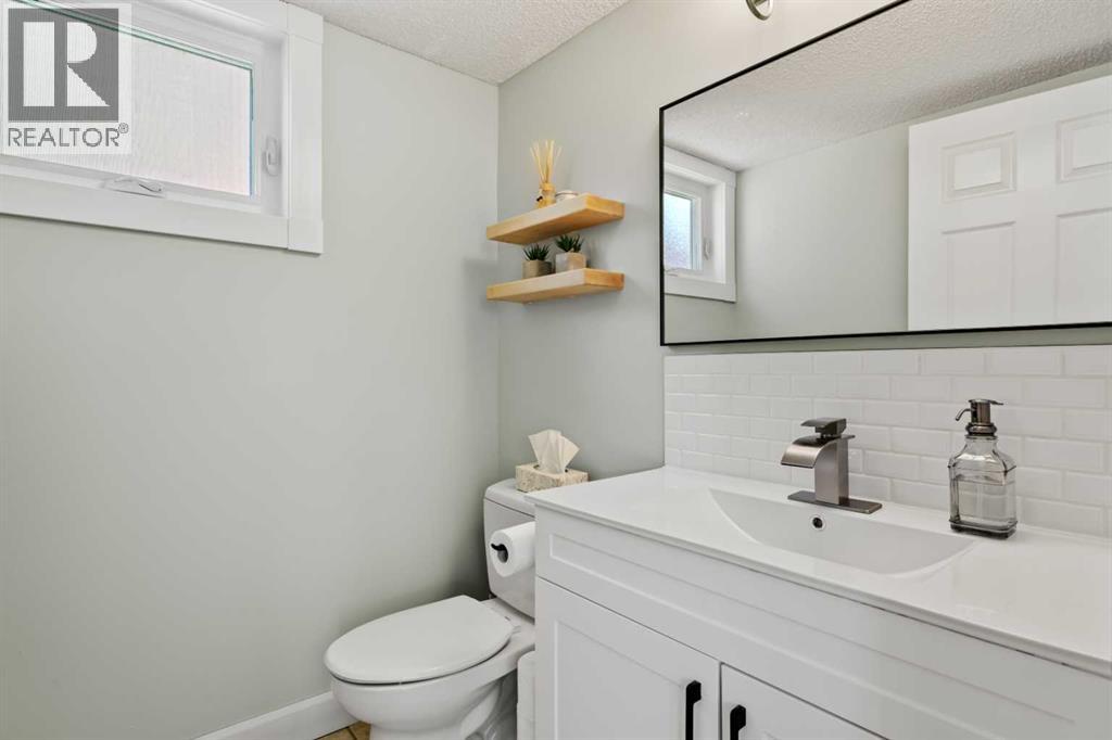 49 Macewan Ridge Close Nw, Calgary, Alberta T3K 3G6 - Photo 17 - A2291490