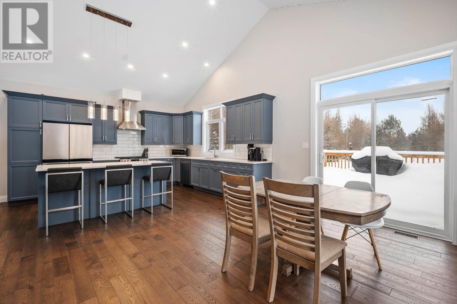 2335 Base Lin, Sault Ste. Marie, Ontario P6A 6K4 - Photo 16 - SM260386