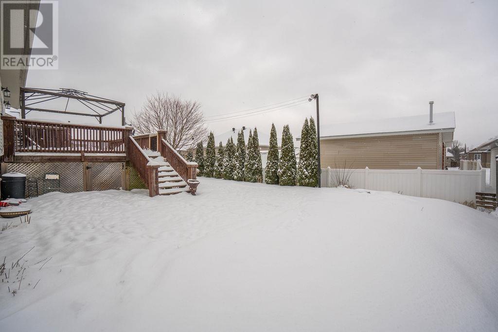 95 Beaumont Ave, Sault Ste. Marie, Ontario P6C 6E7 - Photo 5 - SM260379