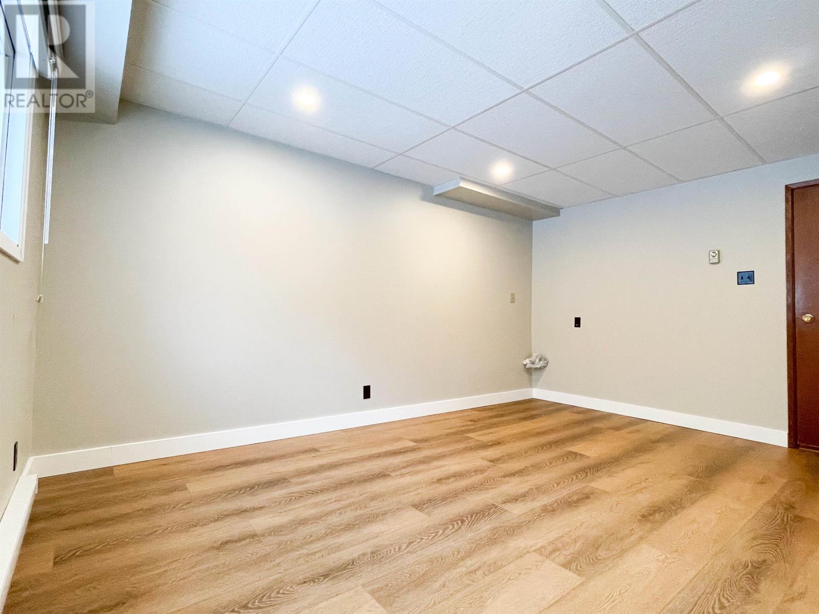 6 Beech Cresent, Ear Falls, Ontario  P0V 1T0 - Photo 32 - TB2600057