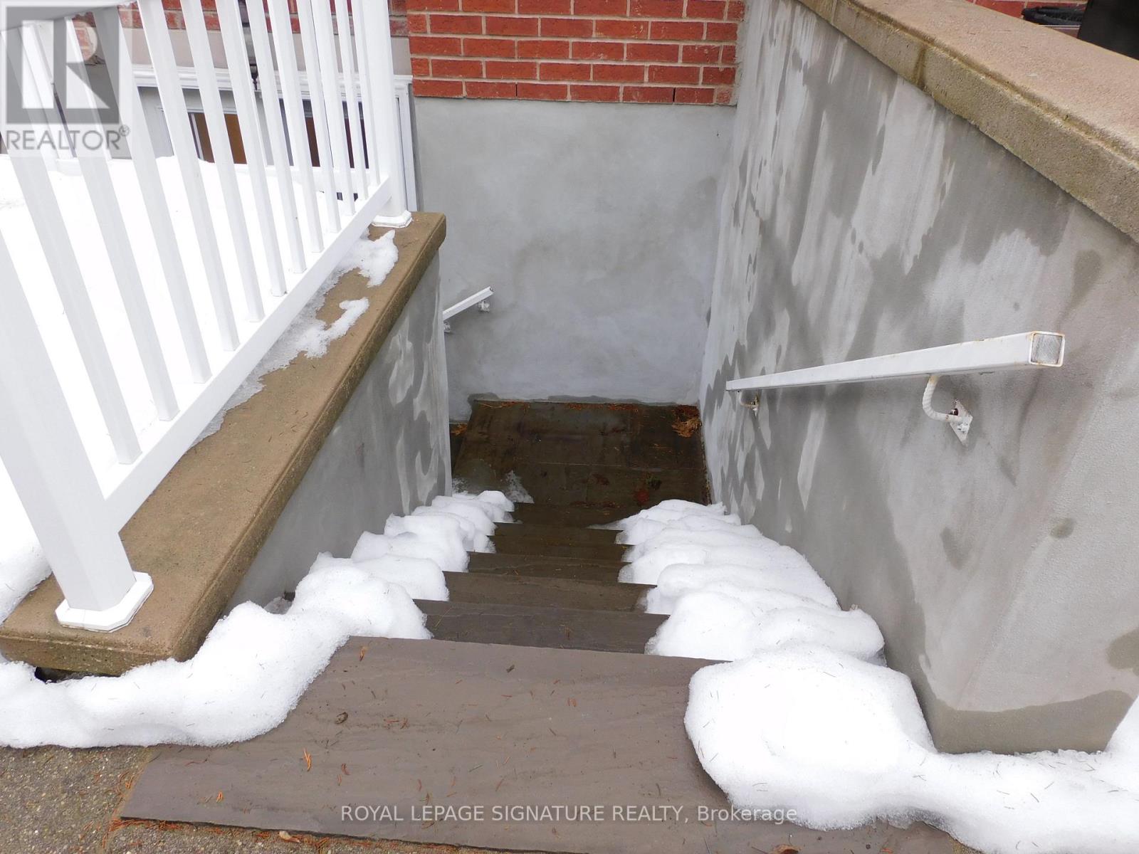 1590 Hallstone Road, Brampton (Bram West), Ontario  L6Y 5K8 - Photo 43 - W12858238