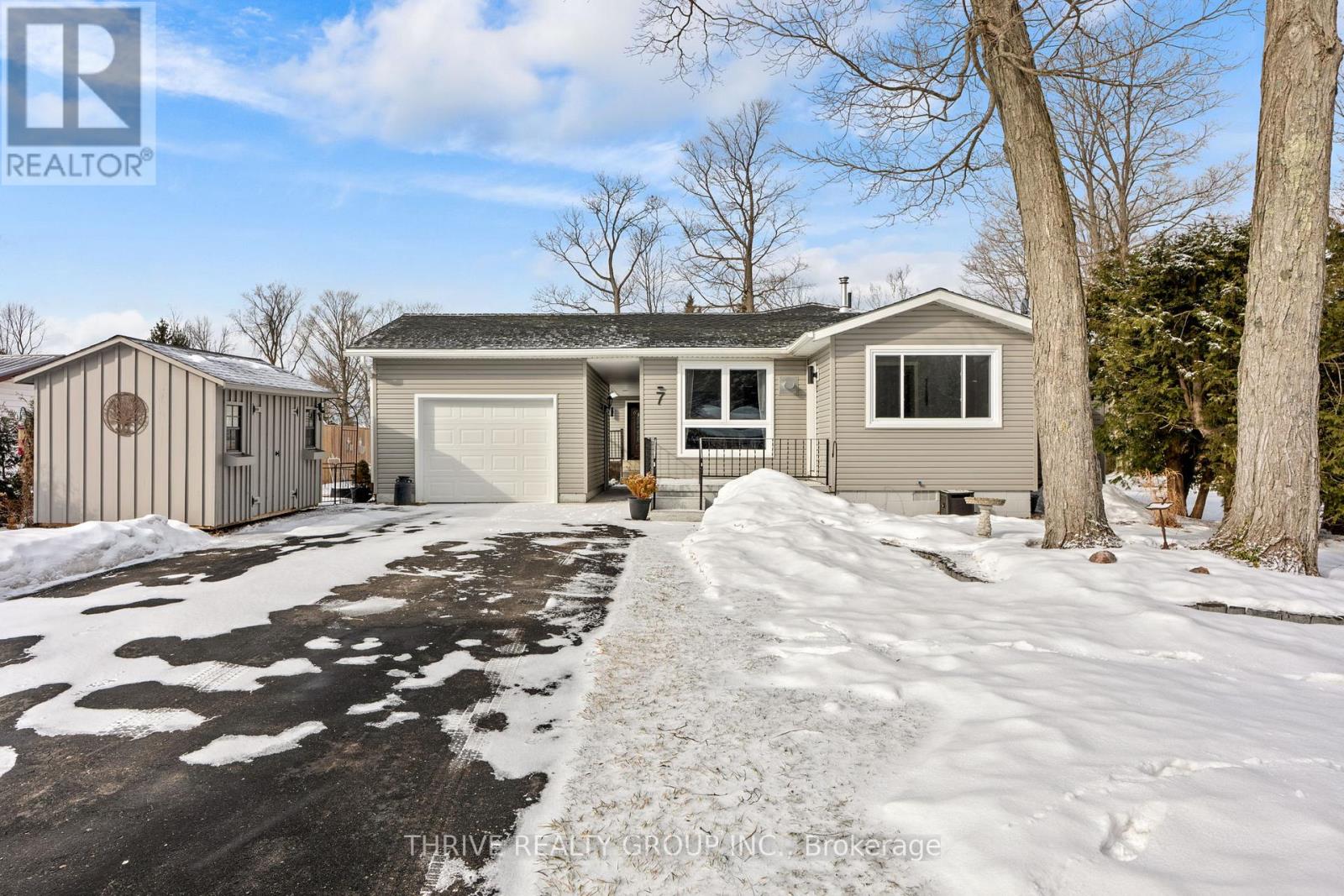 7 SALKELD STREET, Goderich, Ontario