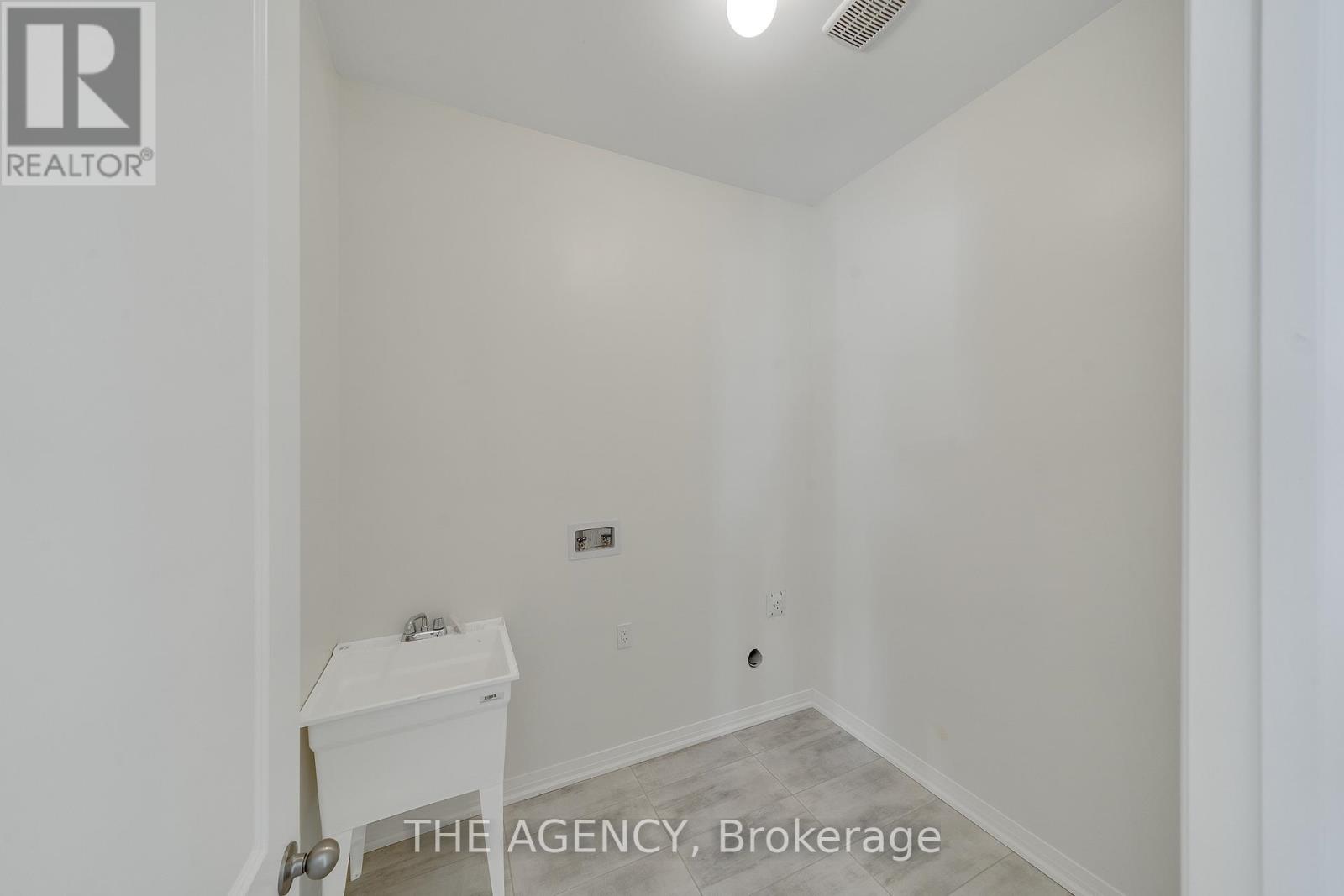 3 Clipper Lane, Clarington, Ontario  L1C 4B1 - Photo 24 - E12858980