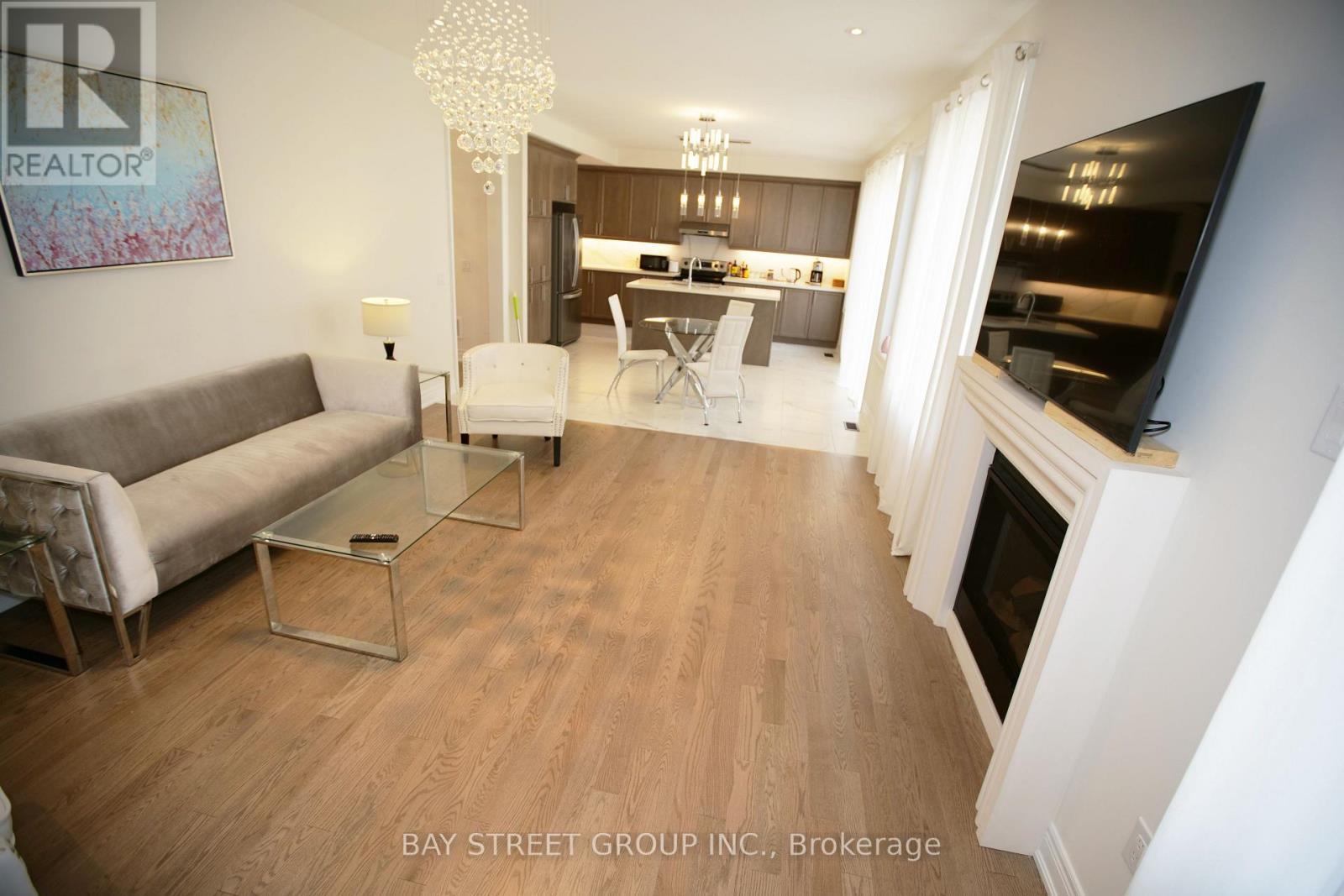 152 Ben Sinclair Avenue, East Gwillimbury, Ontario  L9N 0Z2 - Photo 10 - N12859002