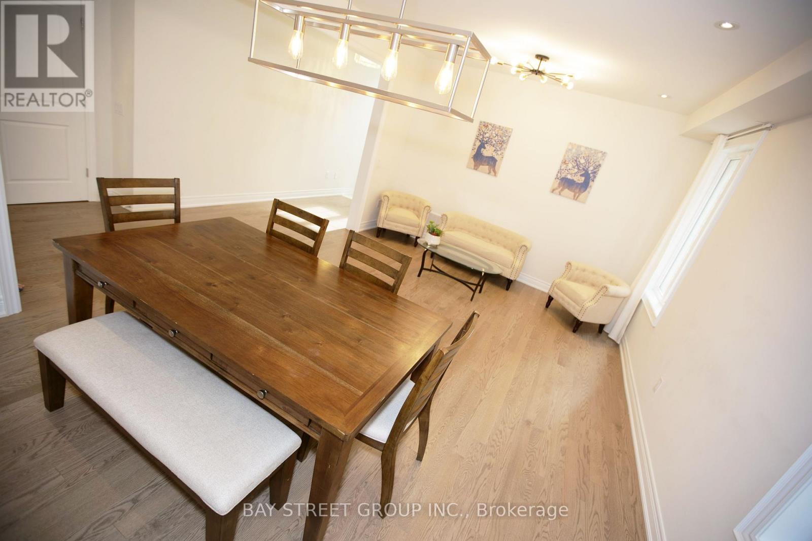 152 Ben Sinclair Avenue, East Gwillimbury, Ontario  L9N 0Z2 - Photo 7 - N12859002