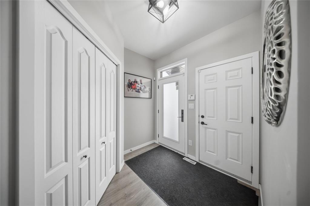 131 Snowy Owl Crescent, Winnipeg, Manitoba  R3X 0V2 - Photo 4 - 202604059