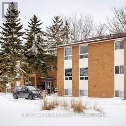 C- UPPER FLOOR - 8 MOIR STREET W, Peterborough, Ontario