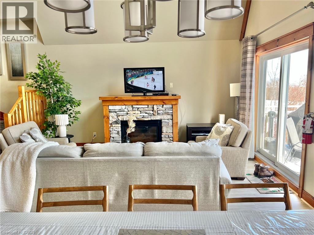 170 Snowbridge Way Unit# 222, The Blue Mountains, Ontario  L9Y 0V1 - Photo 2 - 40772581