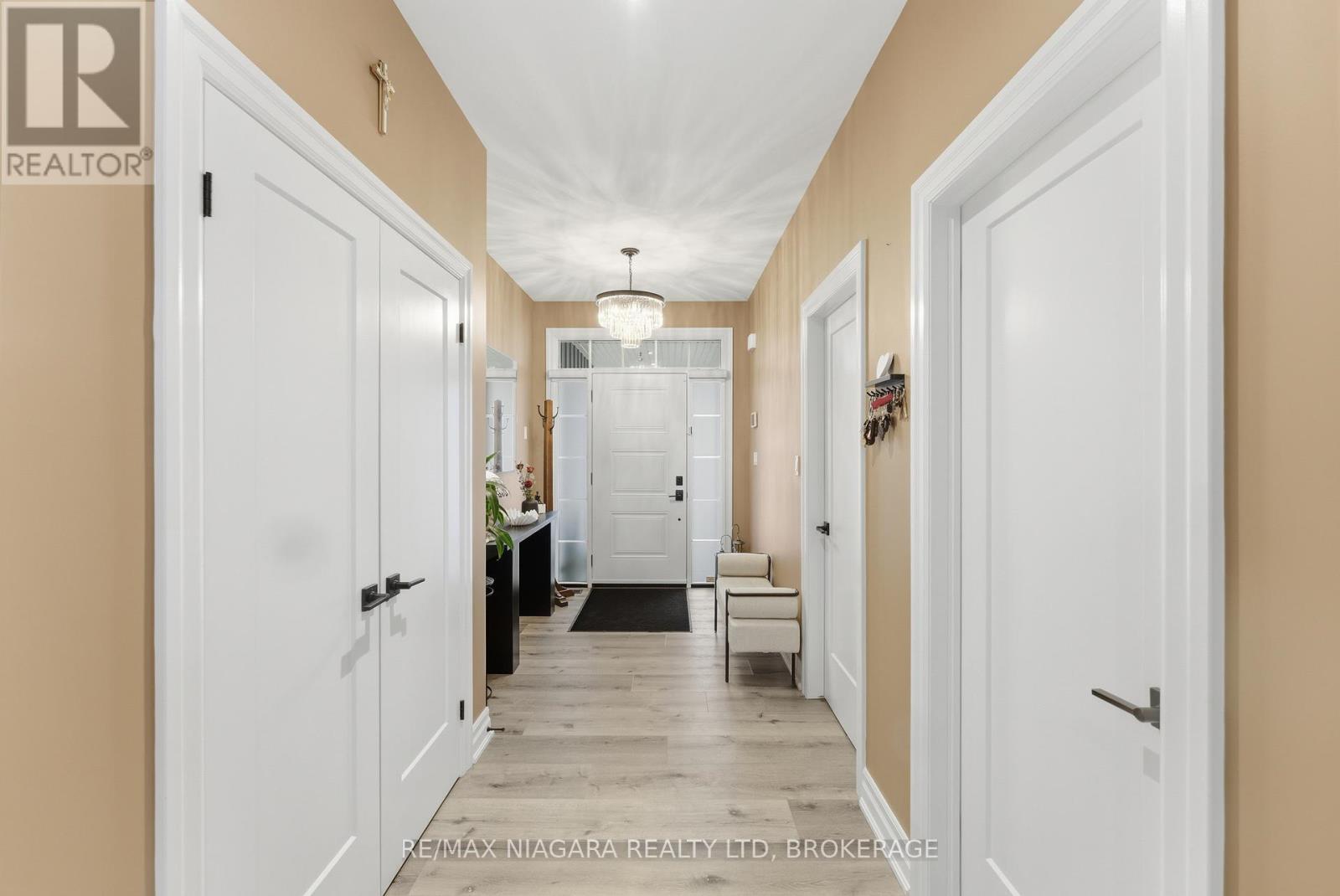 3616 Canfield Crescent, Fort Erie, Ontario  L0S 1S0 - Photo 10 - X12859036