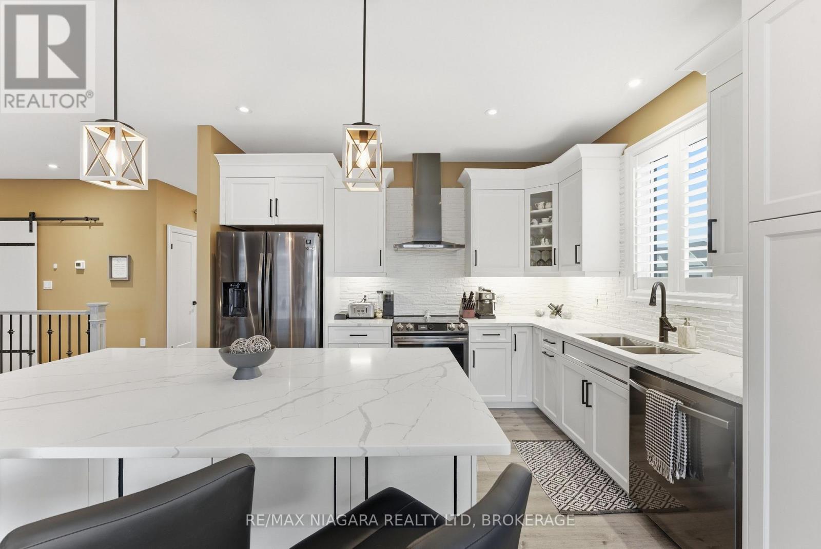 3616 Canfield Crescent, Fort Erie, Ontario  L0S 1S0 - Photo 18 - X12859036