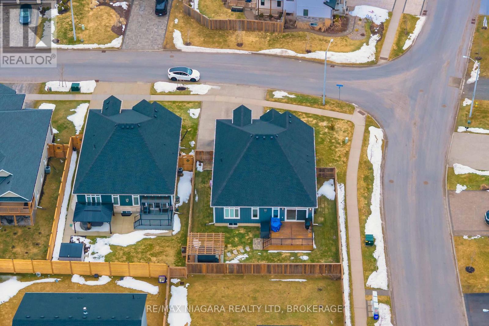 3616 Canfield Crescent, Fort Erie, Ontario  L0S 1S0 - Photo 35 - X12859036