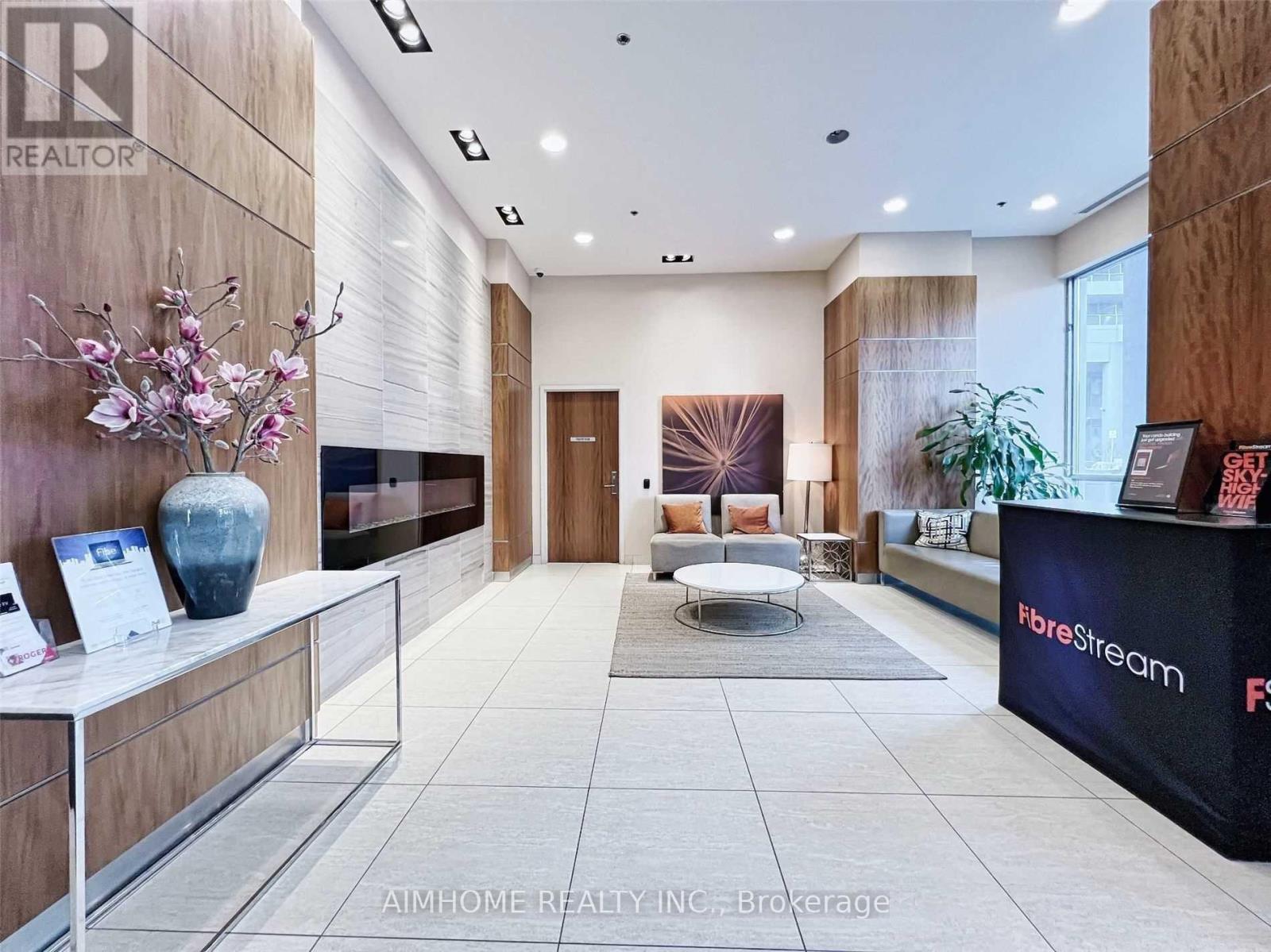 3708 - 50 Town Centre Court, Toronto (Bendale), Ontario  M1P 0A9 - Photo 3 - E12859040