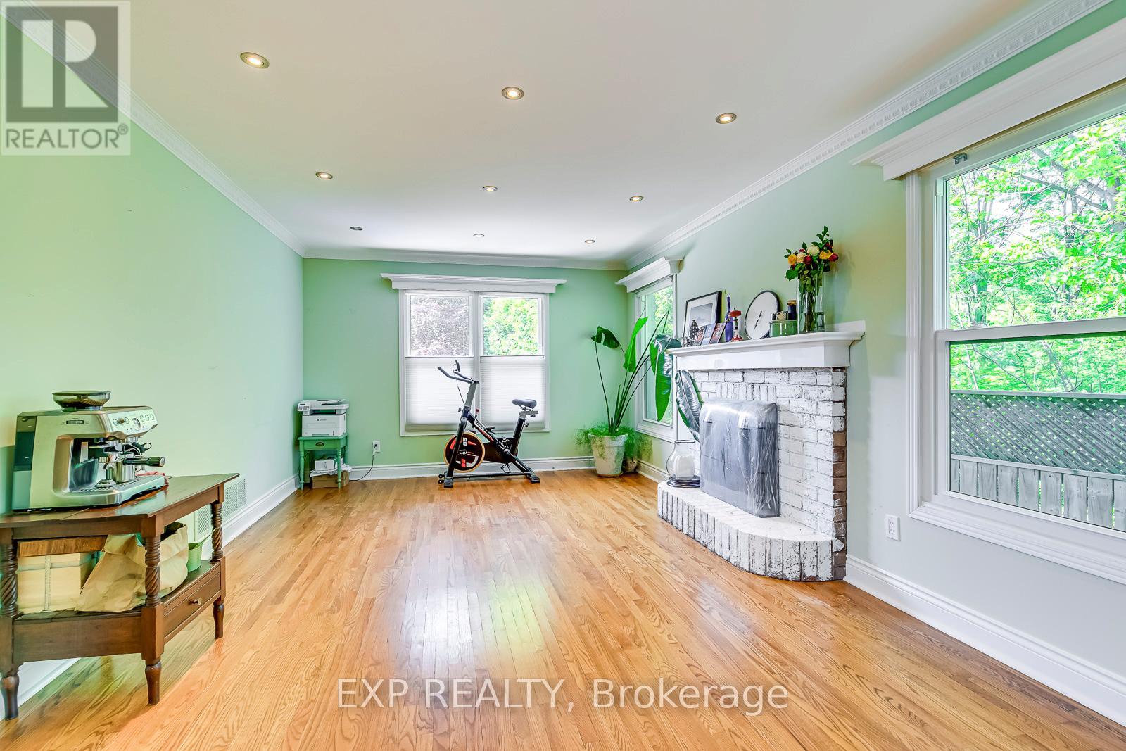 1117 Berkshire Court, Oakville, Ontario  L6M 2L7 - Photo 18 - W12859032