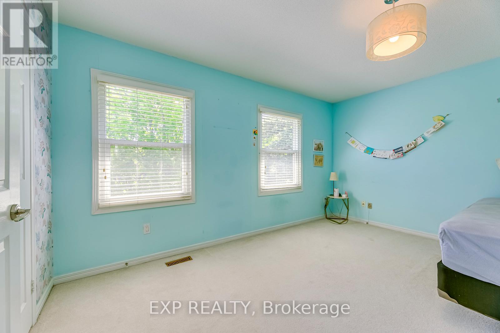 1117 Berkshire Court, Oakville, Ontario  L6M 2L7 - Photo 37 - W12859032