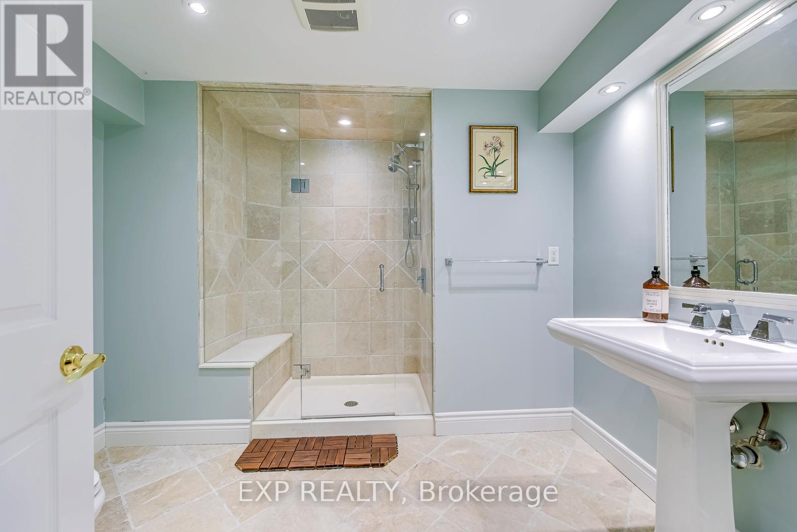 1117 Berkshire Court, Oakville, Ontario  L6M 2L7 - Photo 42 - W12859032