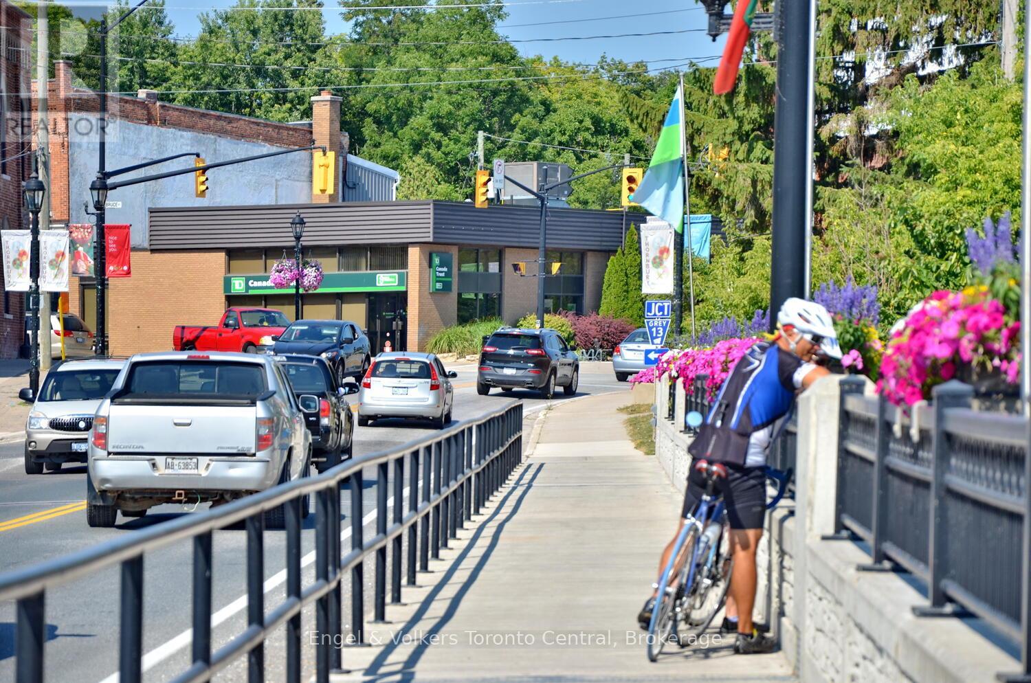 47 Meadowbrook Lane, Blue Mountains, Ontario  N0H 2P0 - Photo 32 - X12679406