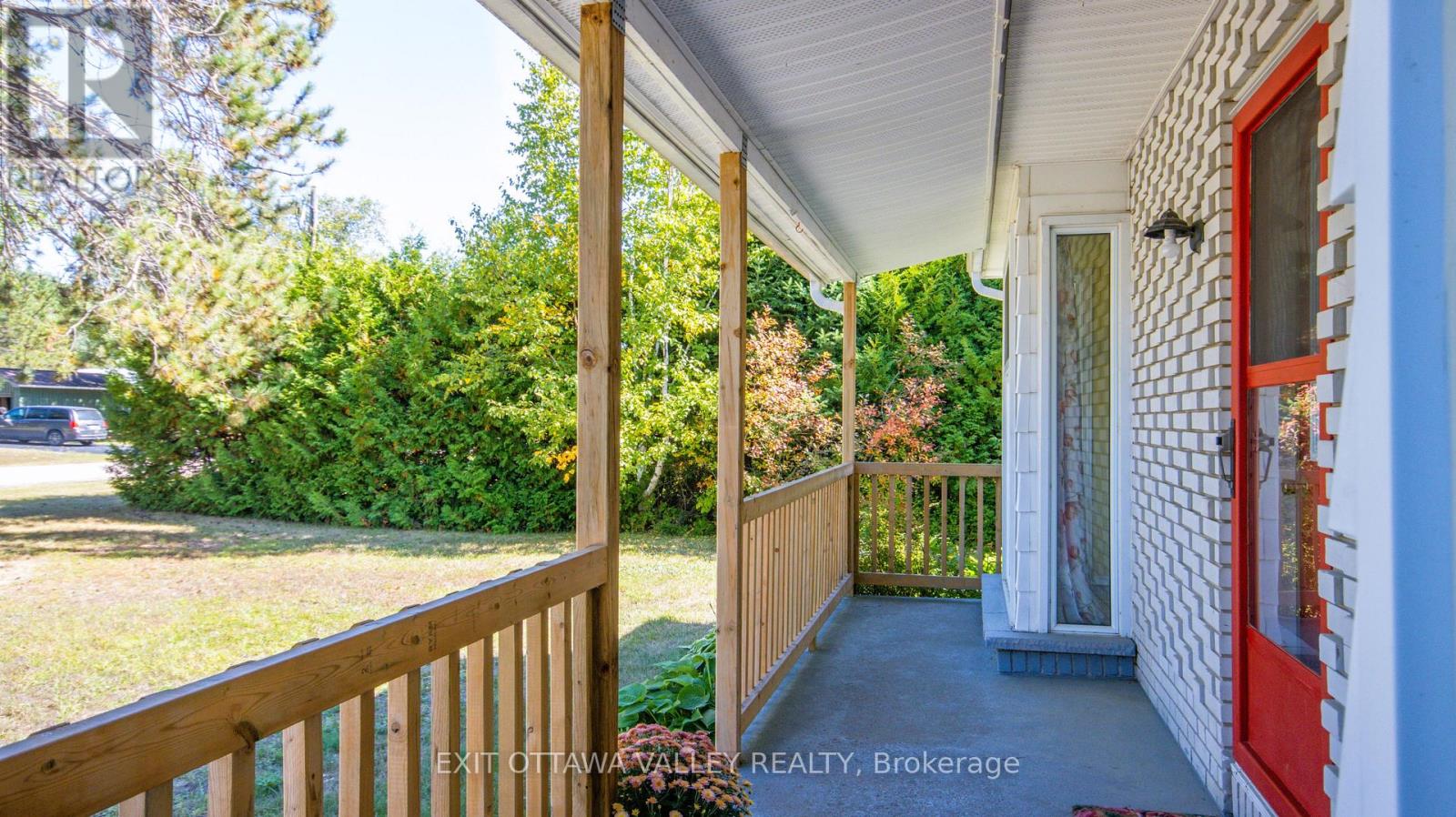 23 Sprucedale Avenue, Madawaska Valley, Ontario  K0J 1B0 - Photo 14 - X12859066