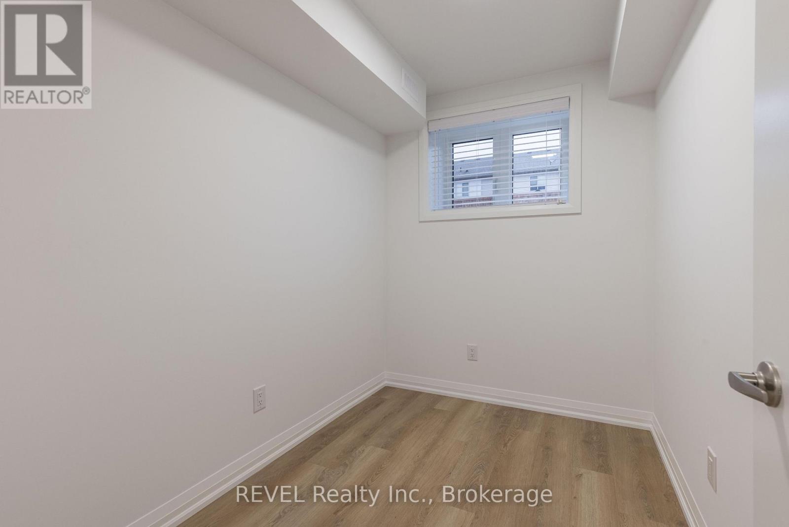 12 - 35 Southworth Street N, Welland, Ontario  L3B 1X8 - Photo 10 - X12764836