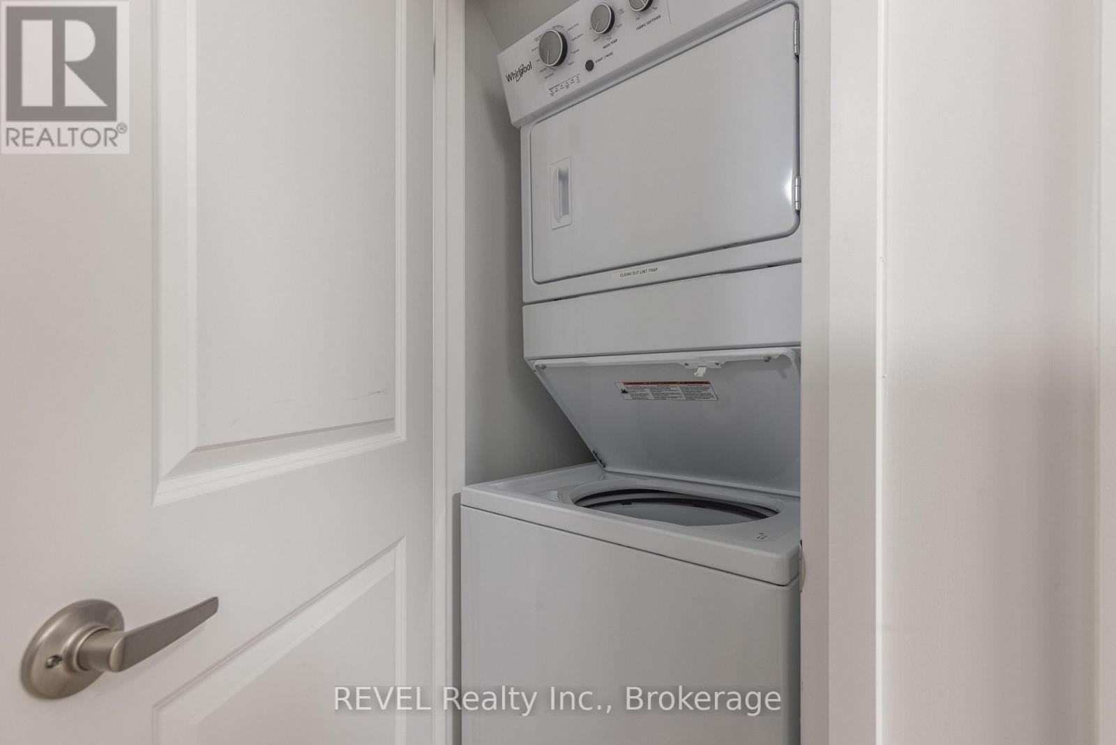 12 - 35 Southworth Street N, Welland, Ontario  L3B 1X8 - Photo 11 - X12764836