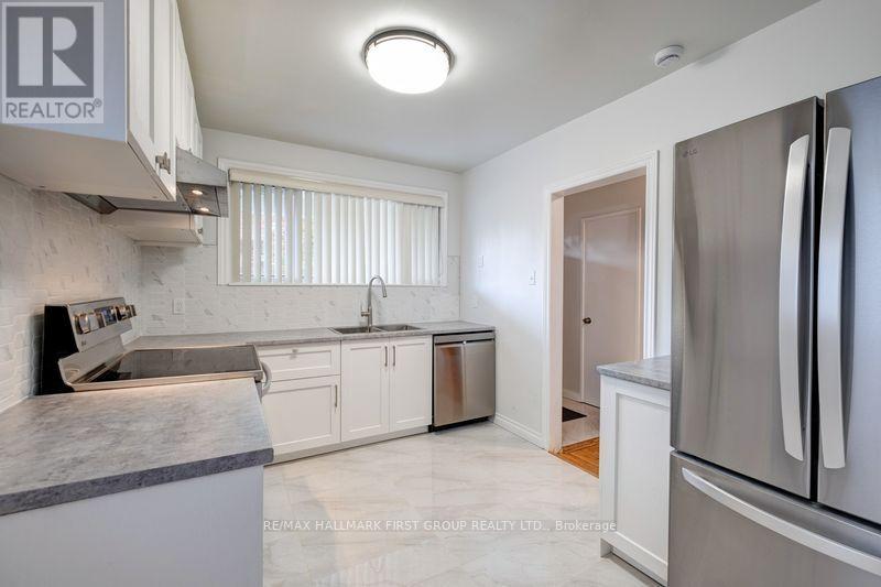 1000 Wardman Crescent, Whitby, Ontario  L1N 3G9 - Photo 10 - E12859080