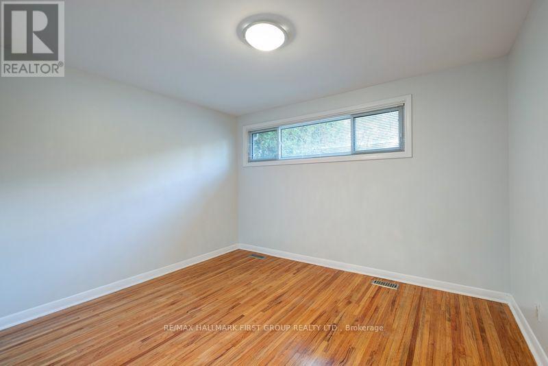 1000 Wardman Crescent, Whitby, Ontario  L1N 3G9 - Photo 4 - E12859080