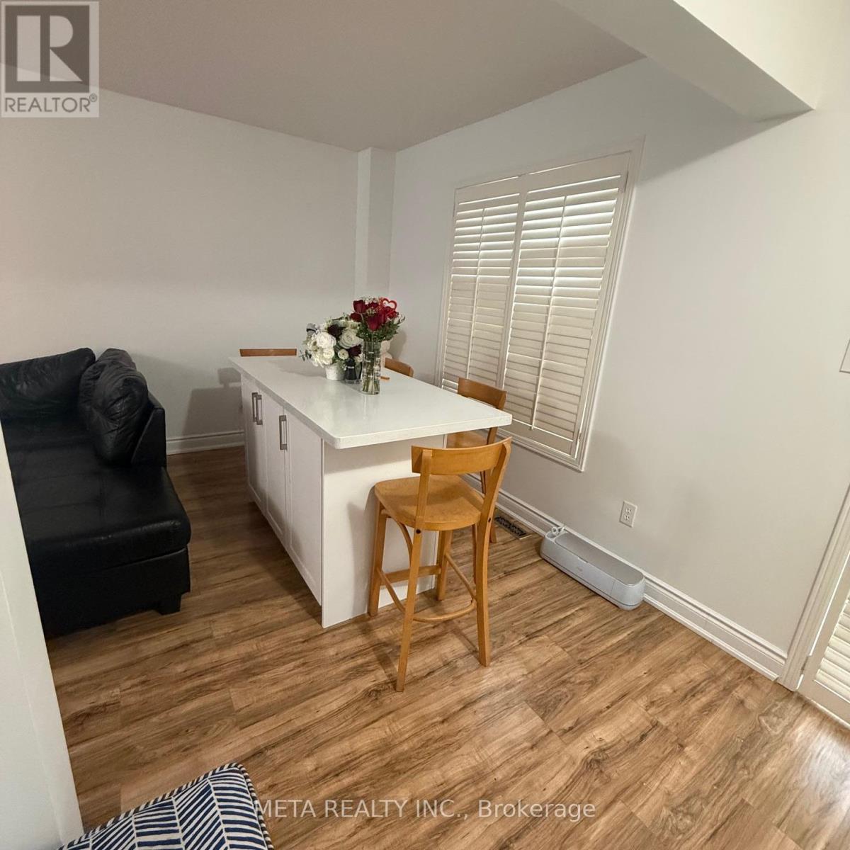 22 Ripley Crescent, Brampton, Ontario  L6Y 4S8 - Photo 7 - W12859082