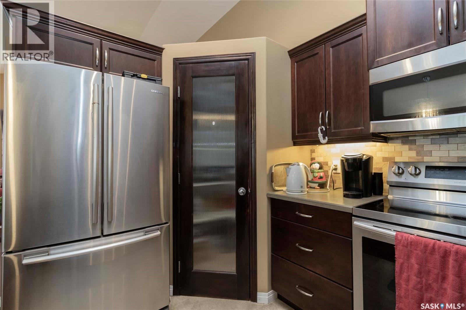 531 Dickson Lane, Saskatoon, Saskatchewan  S7T 0H7 - Photo 11 - SK029843