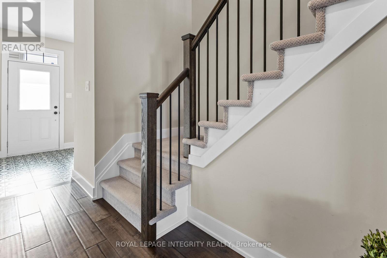 332 Haliburton Heights S, Ottawa, Ontario  K2V 0G1 - Photo 17 - X12835636