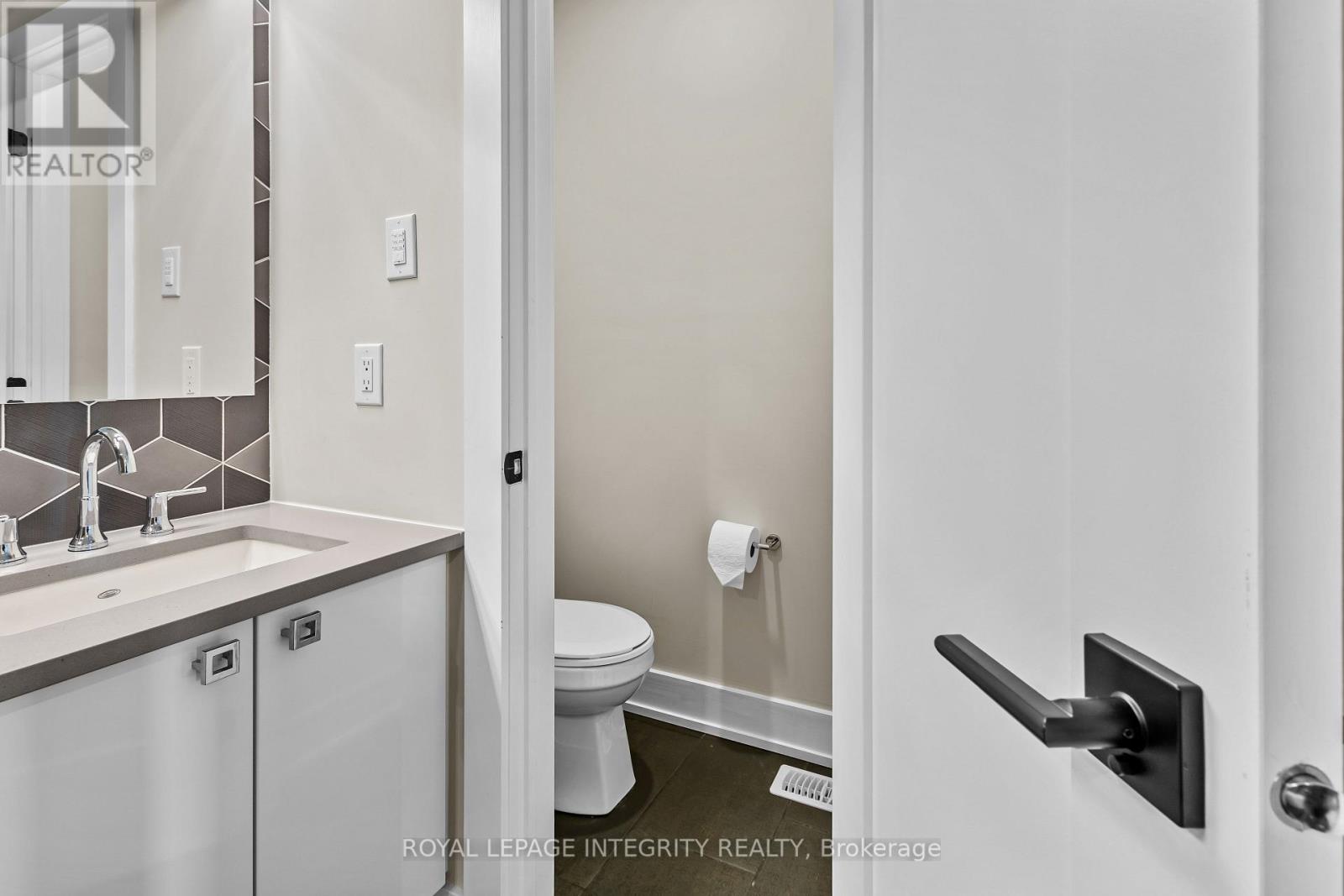 332 Haliburton Heights S, Ottawa, Ontario  K2V 0G1 - Photo 26 - X12835636