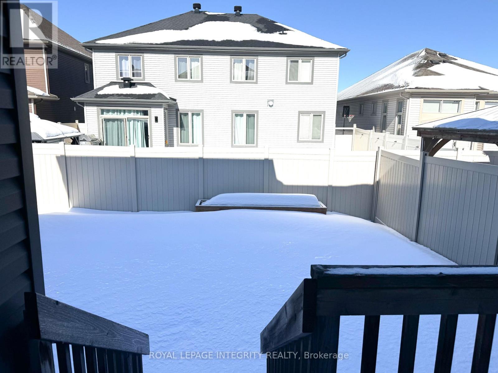 332 Haliburton Heights S, Ottawa, Ontario  K2V 0G1 - Photo 31 - X12835636