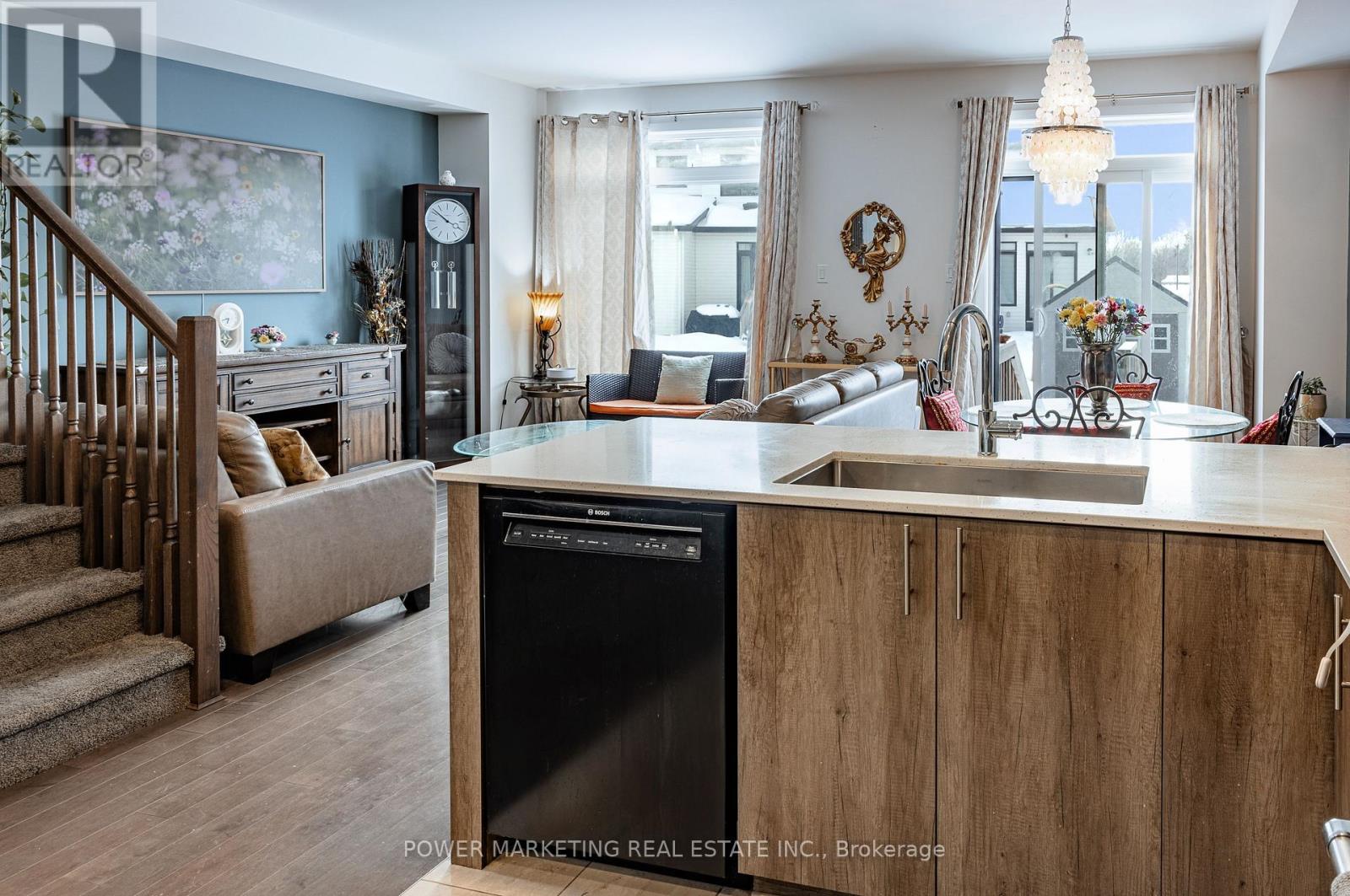 67 Heirloom Street, Ottawa, Ontario  K4M 0K9 - Photo 11 - X12859094