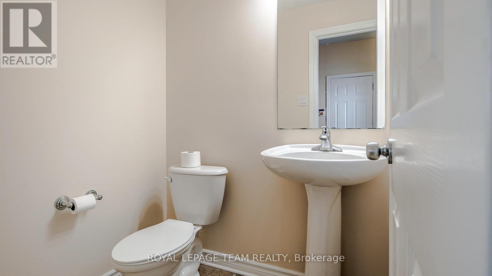 403 Temiskaming Crescent, Ottawa, Ontario  K2J 0V7 - Photo 3 - X12859100