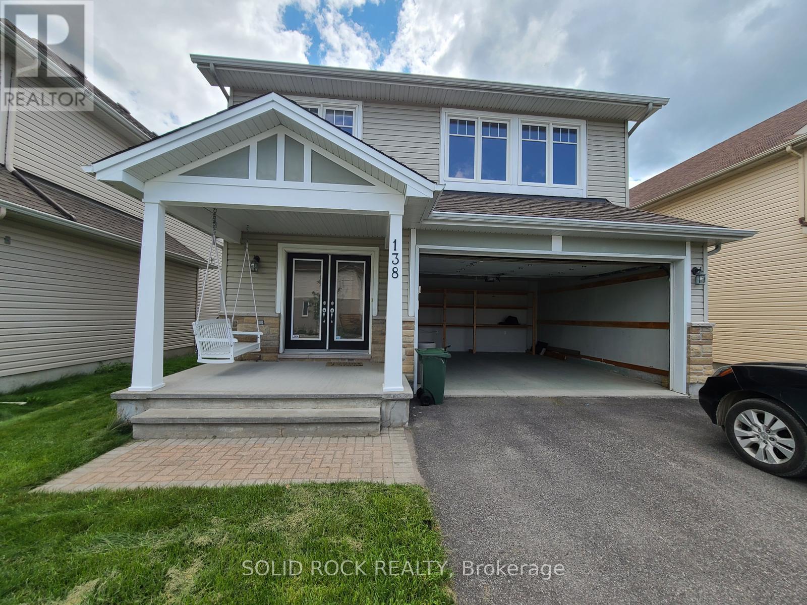138 HILLMAN MARSH WAY, Ottawa, Ontario